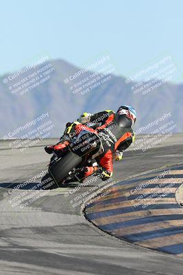 media/Jan-10-2026-Race Pace (Sat) [[3e4fee349c]]/2-Verified/Session 4 (Turn 12 Backside)/